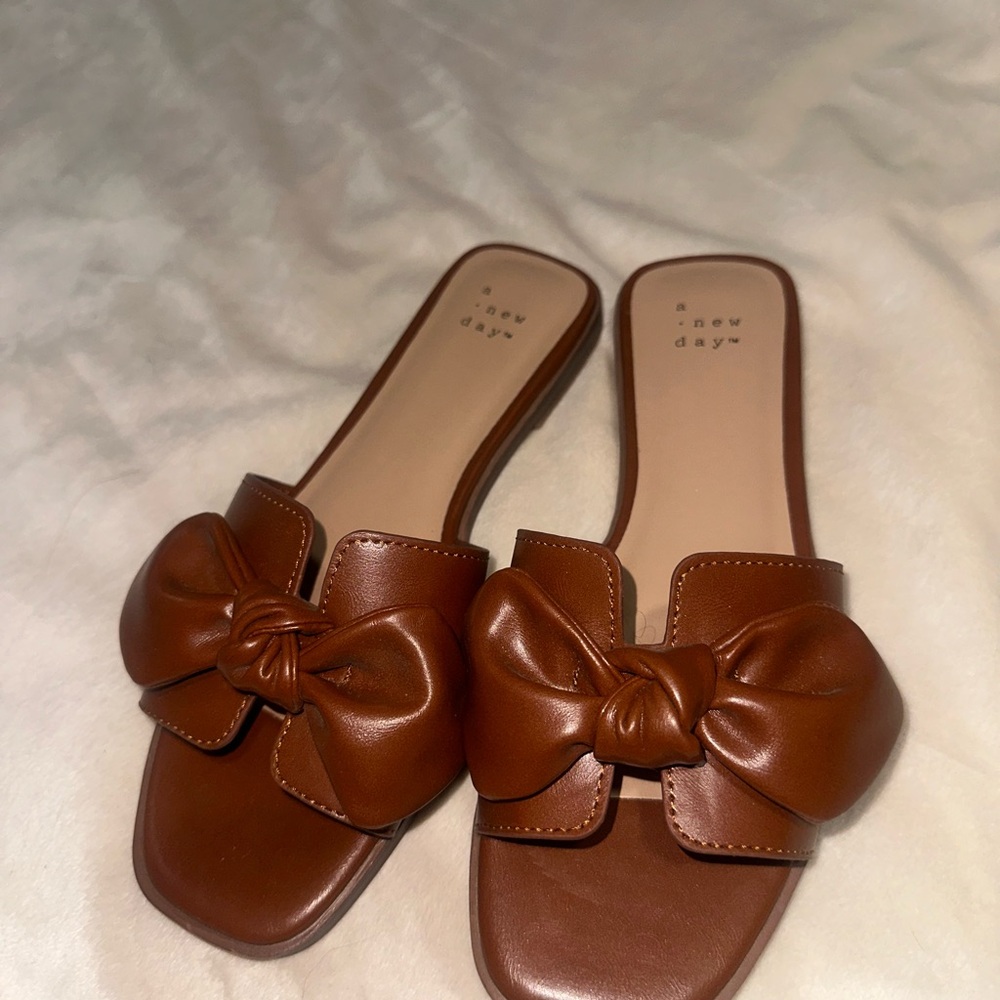 A New Day Women's Tan Bow Mules